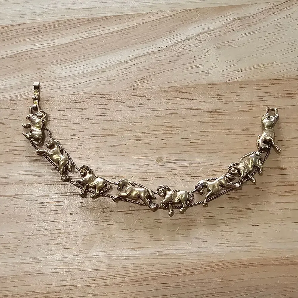 Vintage Gold Horse Slider Chain Bracelet Equestrian Galloping Design